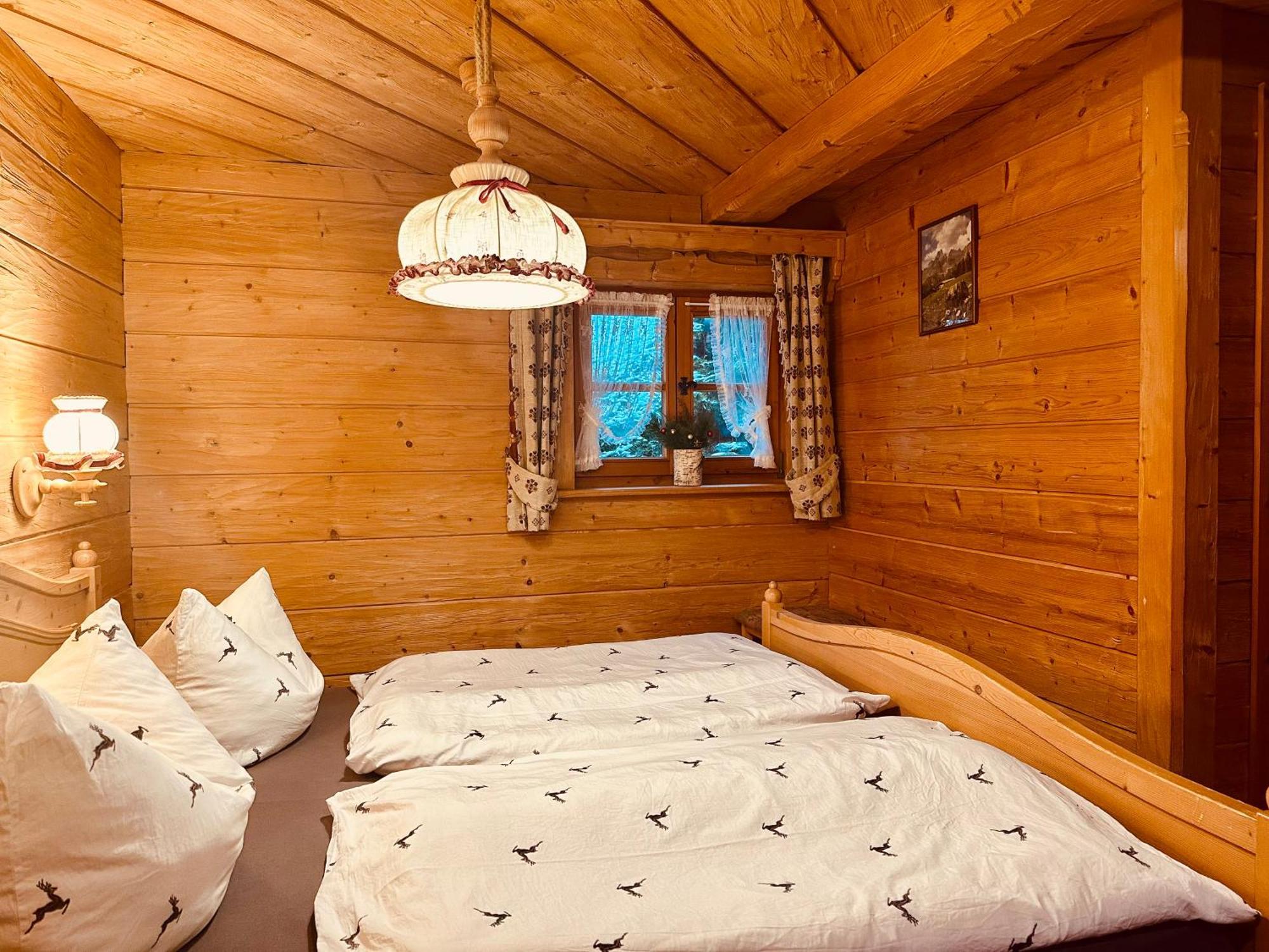 Almbruennerl Die Almhuette Auf Der Raffner Alm Ruhpolding Exterior photo